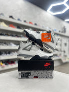 Jordan 4 Retro White Cement Sz 8.5 (PREOWNED) - Restock AveJordan 4 Retro White Cement Sz 8.5 (PREOWNED)Restock AveRestock Ave8.522966131Restock Ave