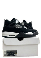 Jordan 4 Retro White Thunder Sz 5.5Y (PREOWNED) - Restock AveJordan 4 Retro White Thunder Sz 5.5Y (PREOWNED)Restock AveRestock Ave5.5yRestock Ave
