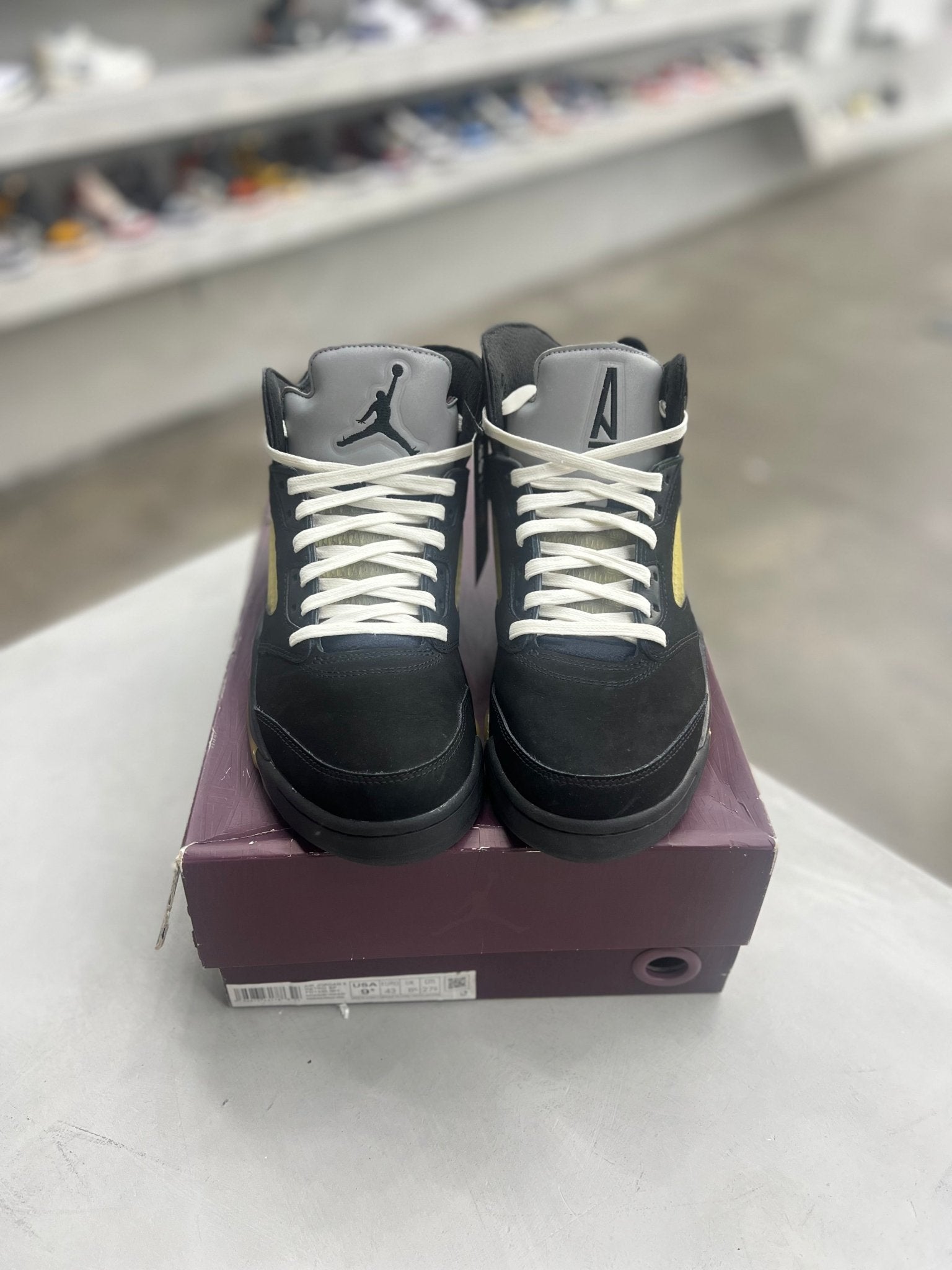 Jordan 5 Retro A Ma Maniére Dusk Sz 9.5 (PREOWNED) - Restock AveJordan 5 Retro A Ma Maniére Dusk Sz 9.5 (PREOWNED)Restock AveRestock Ave9.5Restock Ave