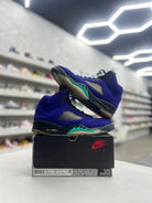 Jordan 5 Retro Alternate Grape Sz 9.5 (PREOWNED) - Restock AveJordan 5 Retro Alternate Grape Sz 9.5 (PREOWNED)Restock AveRestock Ave9.502900851Restock Ave
