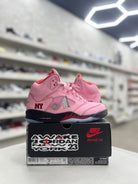 Jordan 5 Retro Awake NY Arctic Pink Sz 8.5 (PREOWNED) - Restock AveJordan 5 Retro Awake NY Arctic Pink Sz 8.5 (PREOWNED)Restock AveRestock Ave8.568138099Restock Ave