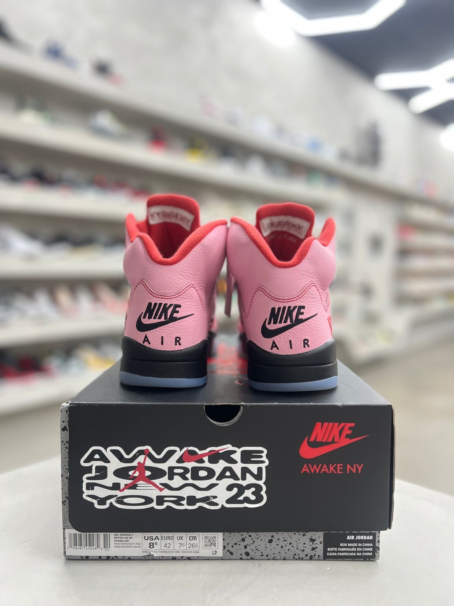 Jordan 5 Retro Awake NY Arctic Pink Sz 8.5 (PREOWNED) - Restock AveJordan 5 Retro Awake NY Arctic Pink Sz 8.5 (PREOWNED)Restock AveRestock Ave8.568138099Restock Ave