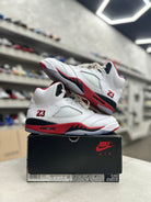 Jordan 5 Retro Fire Red Black Tongue Sz 11 (PREOWNED) - Restock AveJordan 5 Retro Fire Red Black Tongue Sz 11 (PREOWNED)Restock AveRestock Ave11Restock Ave