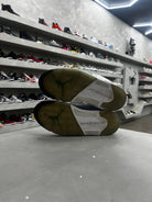 Jordan 5 Retro Grape (2013) Sz 8 (PREOWNED) (NO BOX) - Restock AveJordan 5 Retro Grape (2013) Sz 8 (PREOWNED) (NO BOX)Restock AveRestock Ave812821363Restock Ave