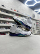 Jordan 5 Retro Grape (2013) Sz 8 (PREOWNED) (NO BOX) - Restock AveJordan 5 Retro Grape (2013) Sz 8 (PREOWNED) (NO BOX)Restock AveRestock Ave812821363Restock Ave