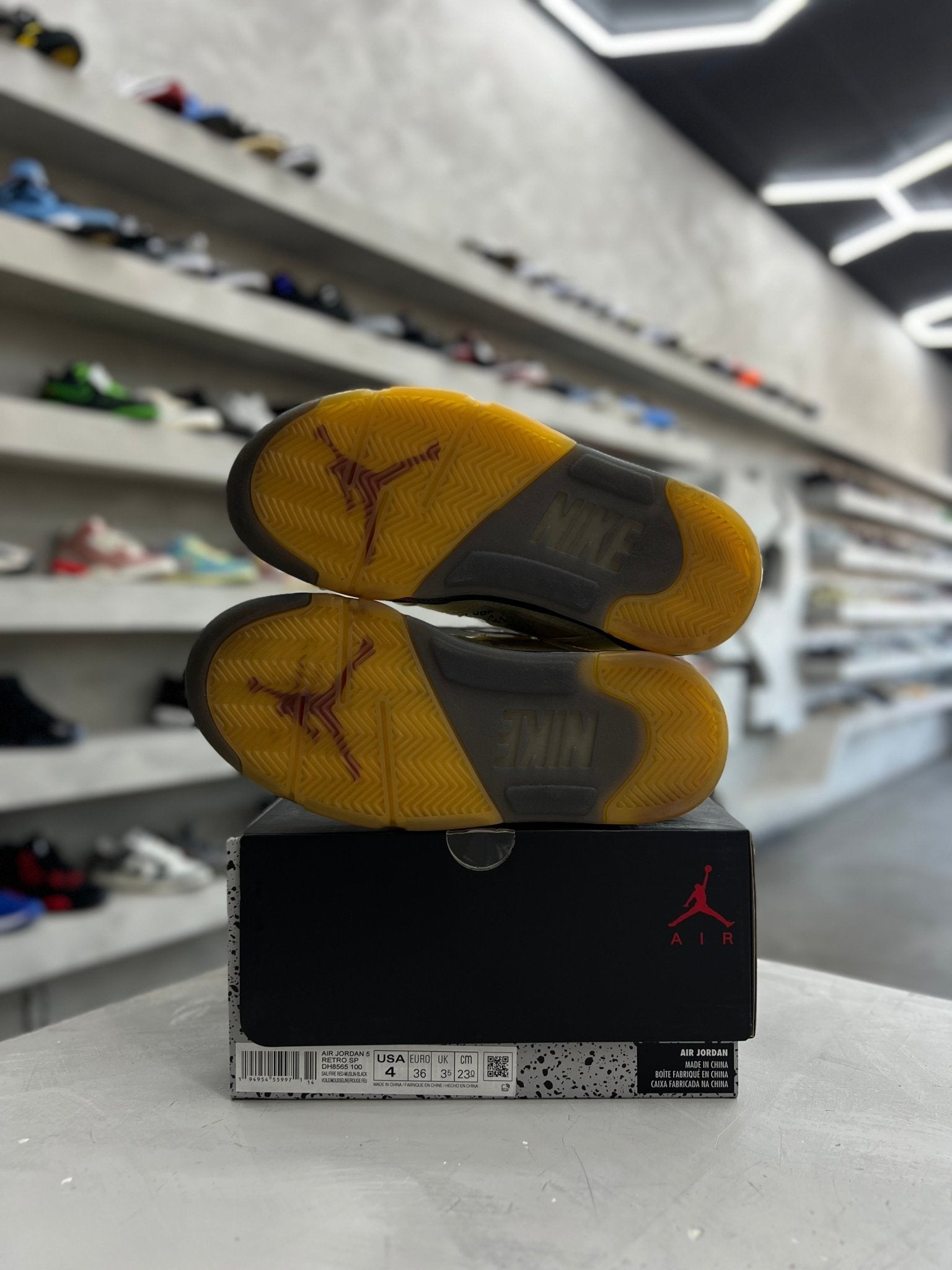 Jordan 5 Retro Off - White Sail Sz 4 (PREOWNED) - Restock AveJordan 5 Retro Off - White Sail Sz 4 (PREOWNED)Restock AveRestock Ave4Restock Ave