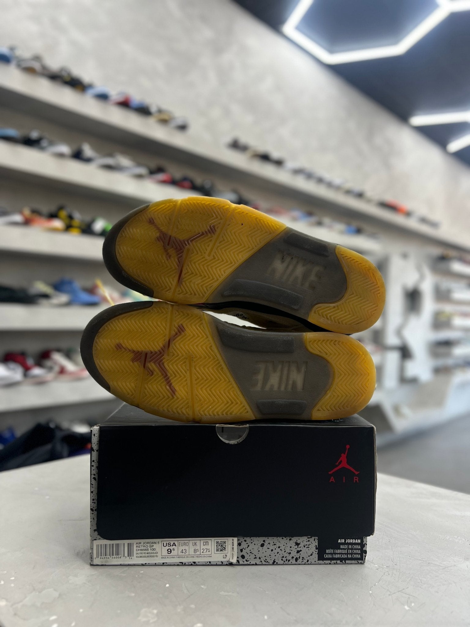 Jordan 5 Retro Off - White Sail Sz 9.5 (PREOWNED) - Restock AveJordan 5 Retro Off - White Sail Sz 9.5 (PREOWNED)Restock AveRestock Ave9.5Restock Ave
