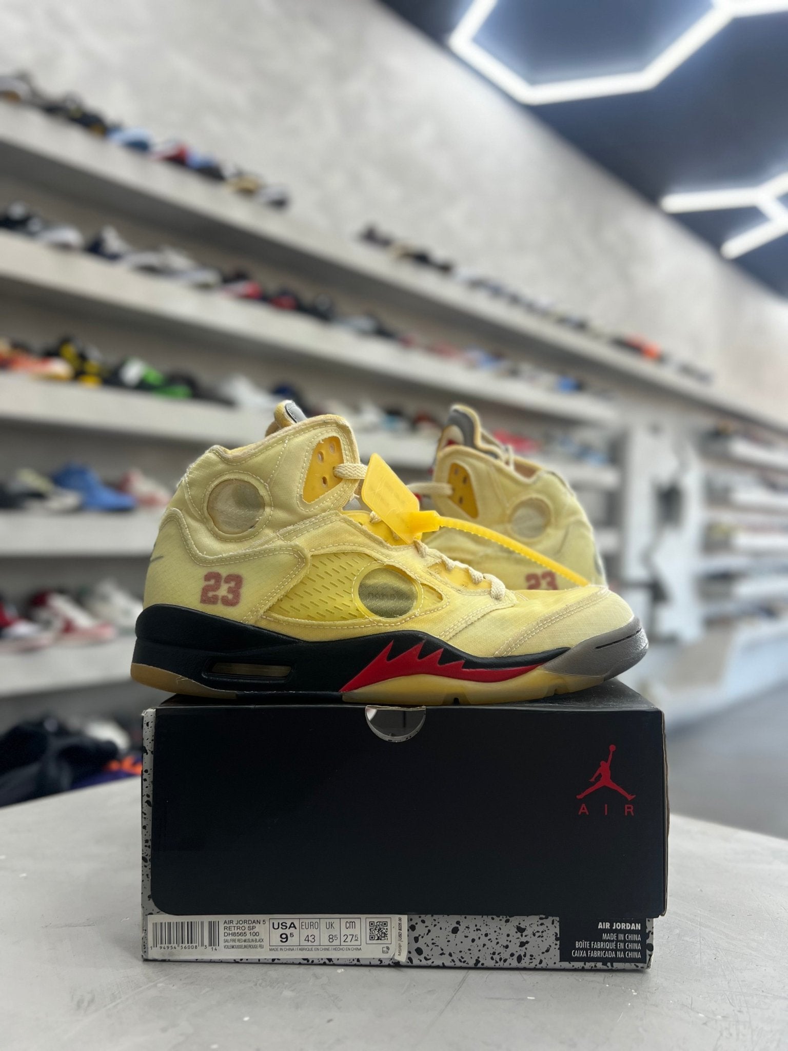 Jordan 5 Retro Off - White Sail Sz 9.5 (PREOWNED) - Restock AveJordan 5 Retro Off - White Sail Sz 9.5 (PREOWNED)Restock AveRestock Ave9.5Restock Ave