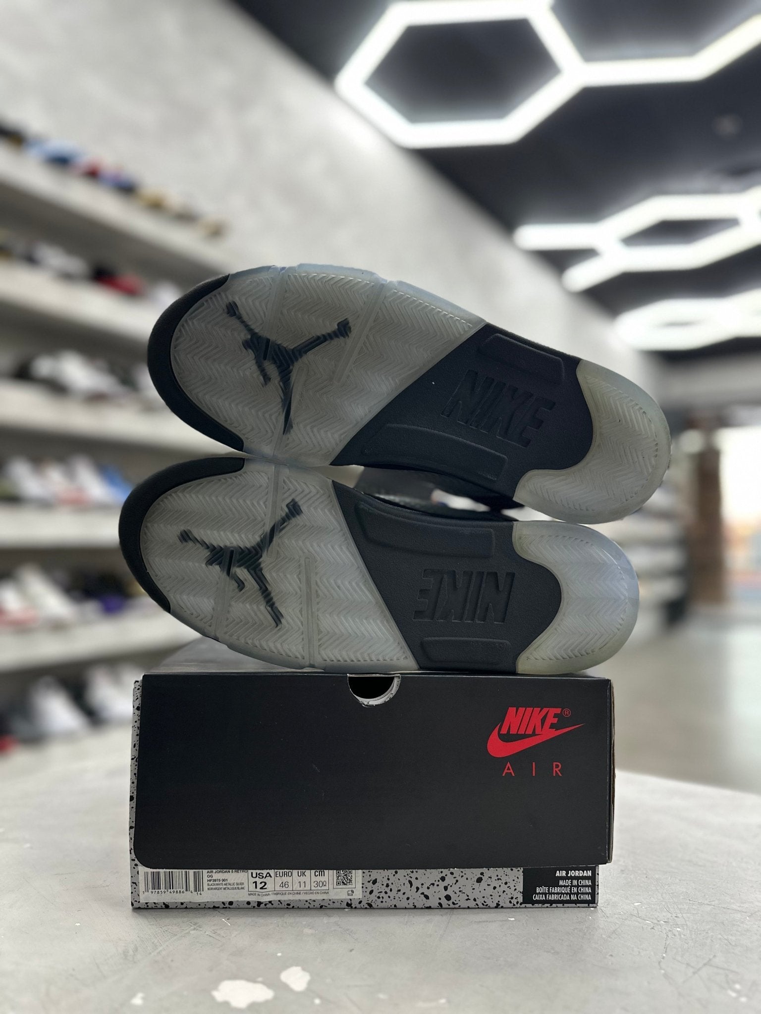 Jordan 5 Retro OG Black Metallic Reimagined Sz 12 (PREOWNED) - Restock AveJordan 5 Retro OG Black Metallic Reimagined Sz 12 (PREOWNED)Restock AveRestock Ave12Restock Ave
