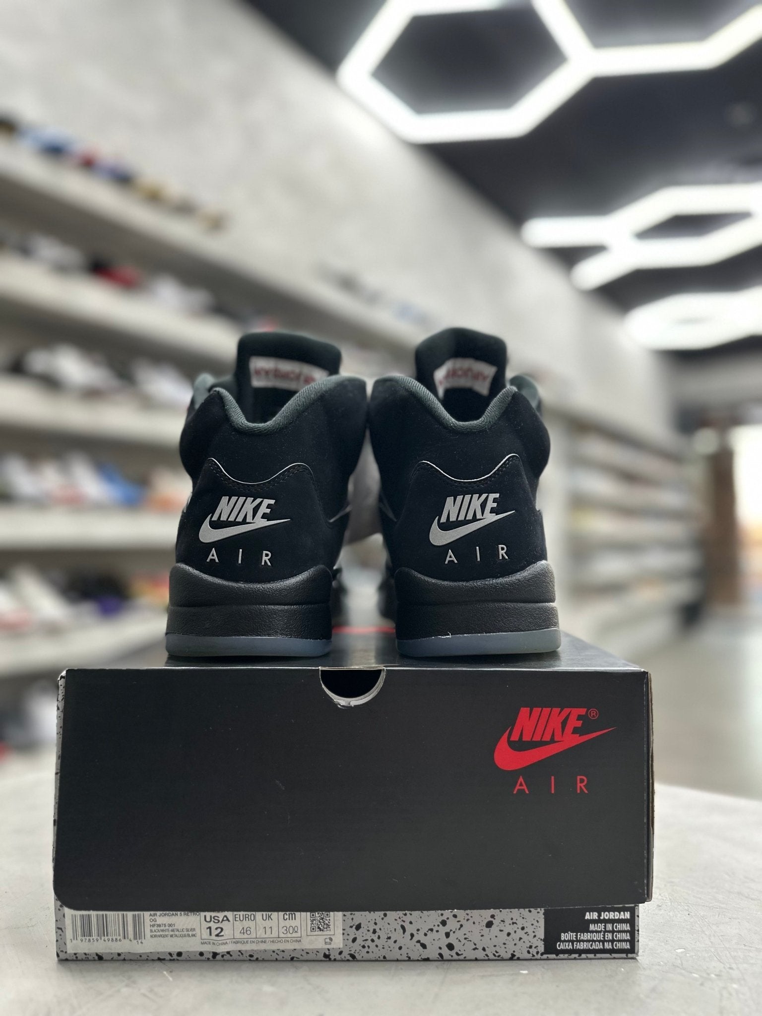 Jordan 5 Retro OG Black Metallic Reimagined Sz 12 (PREOWNED) - Restock AveJordan 5 Retro OG Black Metallic Reimagined Sz 12 (PREOWNED)Restock AveRestock Ave12Restock Ave