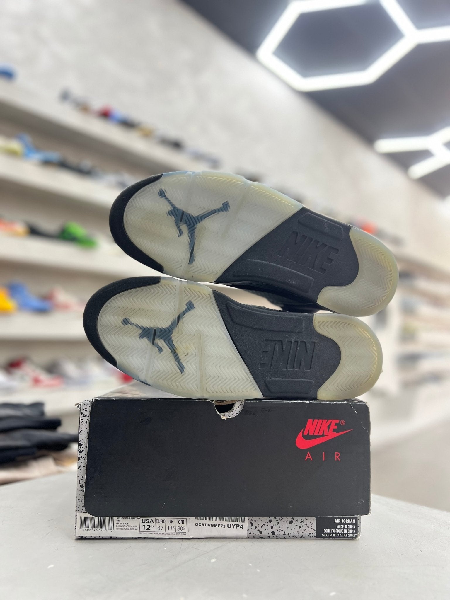 Jordan 5 Retro OG Black Metallic Reimagined Sz 12.5 (PREOWNED) - Restock AveJordan 5 Retro OG Black Metallic Reimagined Sz 12.5 (PREOWNED)Restock AveRestock Ave12.594219635Restock Ave