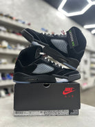 Jordan 5 Retro OG Black Metallic Reimagined Sz 13 (PREOWNED) - Restock AveJordan 5 Retro OG Black Metallic Reimagined Sz 13 (PREOWNED)Restock AveRestock Ave13Restock Ave