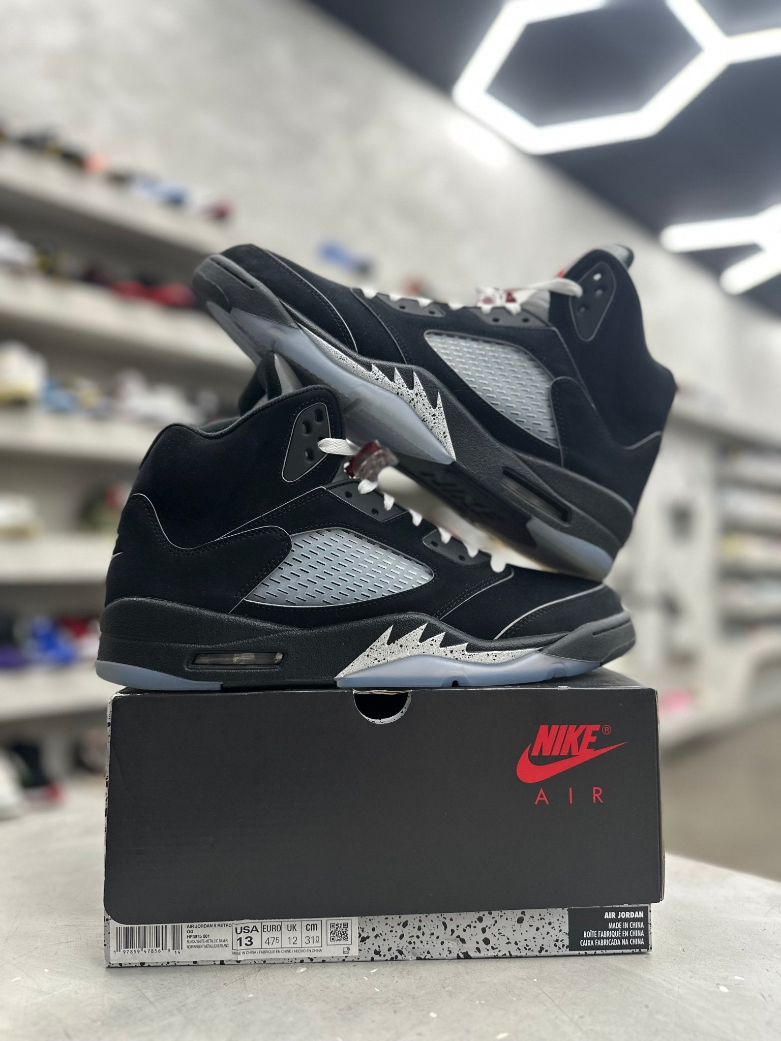 Jordan 5 Retro OG Black Metallic Reimagined Sz 13 (PREOWNED) - Restock AveJordan 5 Retro OG Black Metallic Reimagined Sz 13 (PREOWNED)Restock AveRestock Ave13Restock Ave