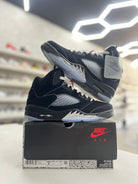 Jordan 5 Retro OG Black Metallic Reimagined Sz 8.5 (PREOWNED) - Restock AveJordan 5 Retro OG Black Metallic Reimagined Sz 8.5 (PREOWNED)Restock AveRestock Ave8.5Restock Ave
