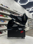 Jordan 5 Retro OG Black Metallic Reimagined Sz 9.5 (PREOWNED) - Restock AveJordan 5 Retro OG Black Metallic Reimagined Sz 9.5 (PREOWNED)Restock AveRestock Ave9.5Restock Ave