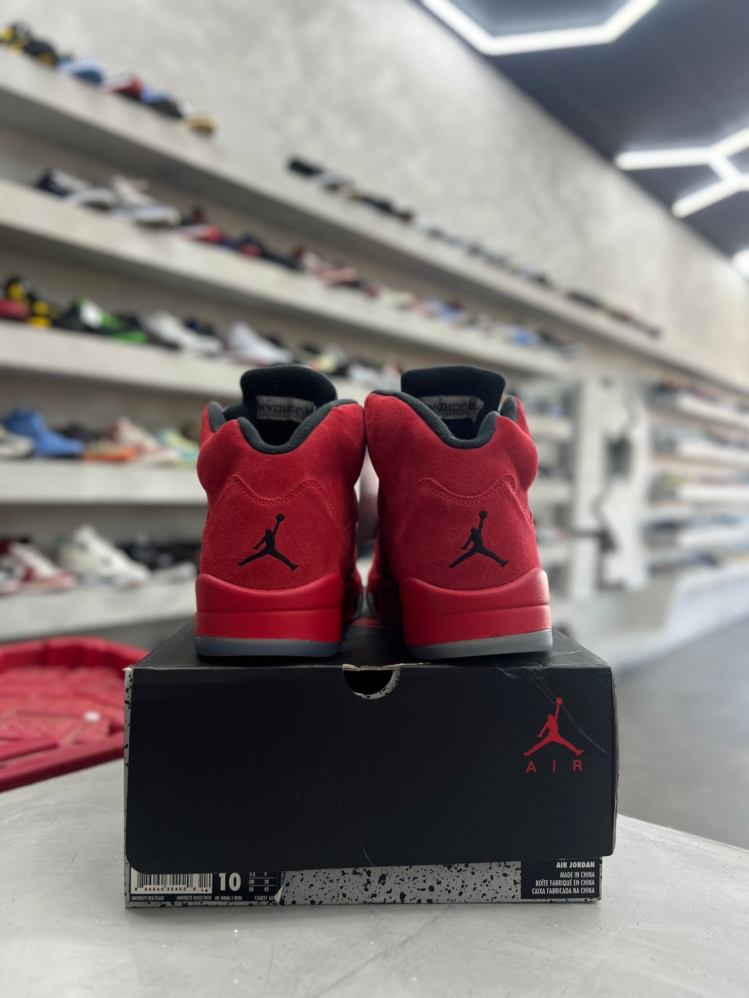 Jordan 5 Retro Red Suede Sz 10 (PREOWNED) - Restock AveJordan 5 Retro Red Suede Sz 10 (PREOWNED)Restock AveRestock Ave10Restock Ave