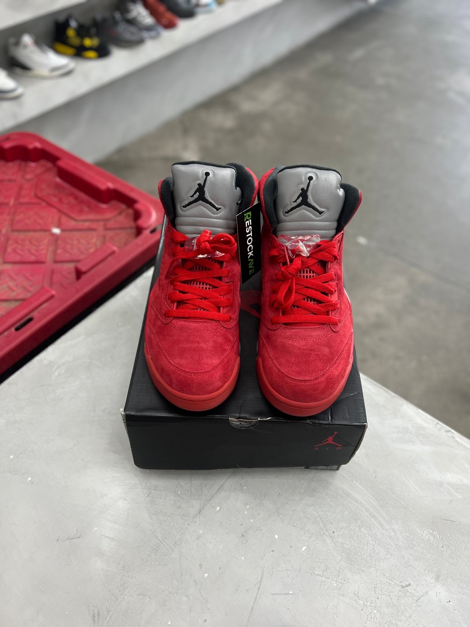 Jordan 5 Retro Red Suede Sz 10 (PREOWNED) - Restock AveJordan 5 Retro Red Suede Sz 10 (PREOWNED)Restock AveRestock Ave10Restock Ave