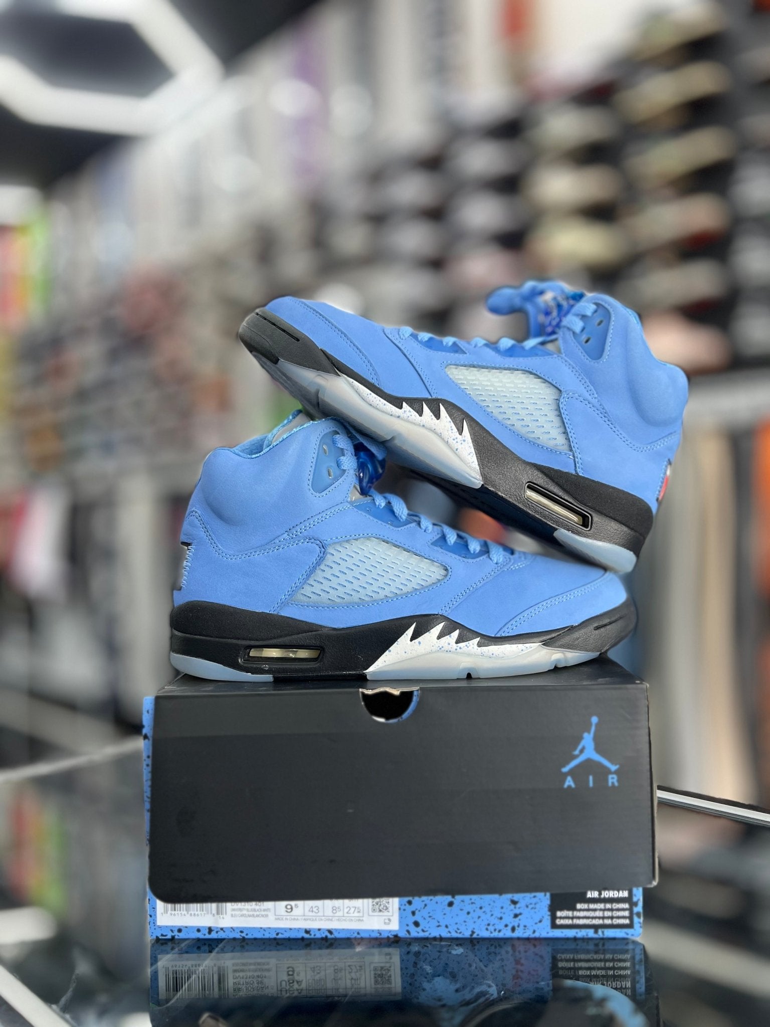 新品　Air Jordan 5 Retro University Blue Air Jordan 5 Retro 'UNC University Blue' DV1310-401