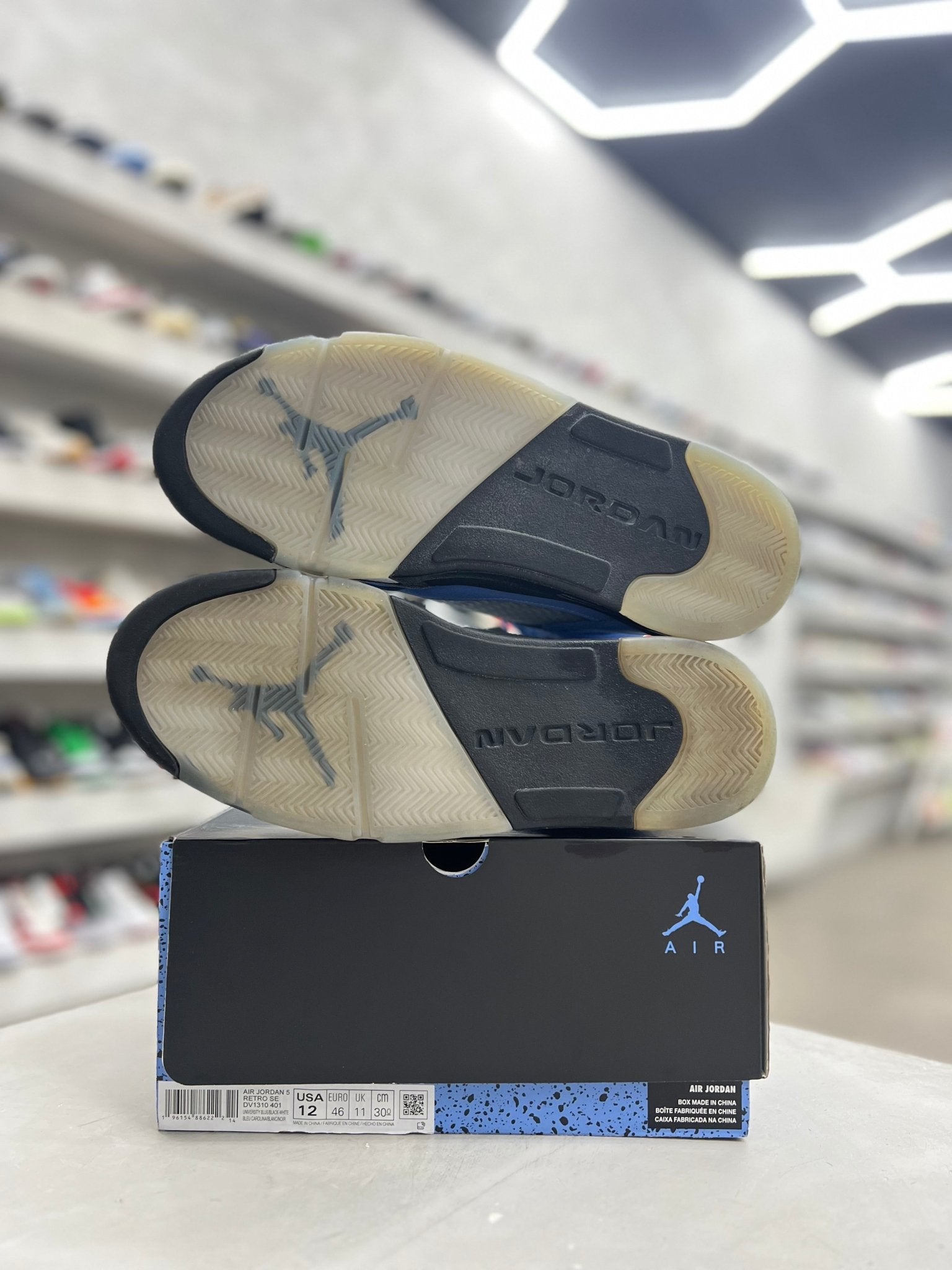 Jordan 5 Retro UNC University Blue Sz 12 (PREOWNED) - Restock AveJordan 5 Retro UNC University Blue Sz 12 (PREOWNED)Restock AveRestock Ave12Restock Ave