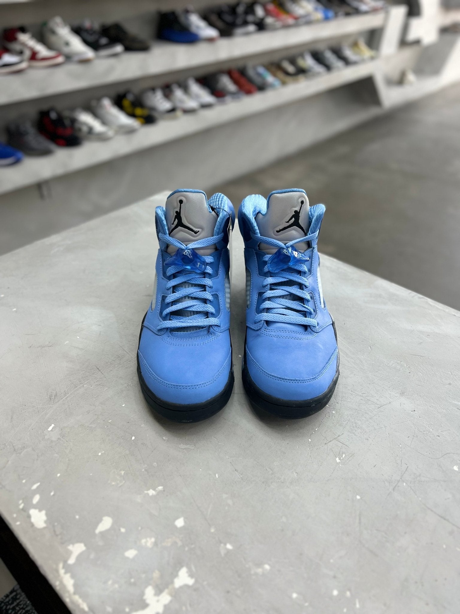 Jordan 5 Retro UNC University Blue Sz 8 (PREOWNED)(NO BOX) - Restock AveJordan 5 Retro UNC University Blue Sz 8 (PREOWNED)(NO BOX)Restock AveRestock Ave8Restock Ave