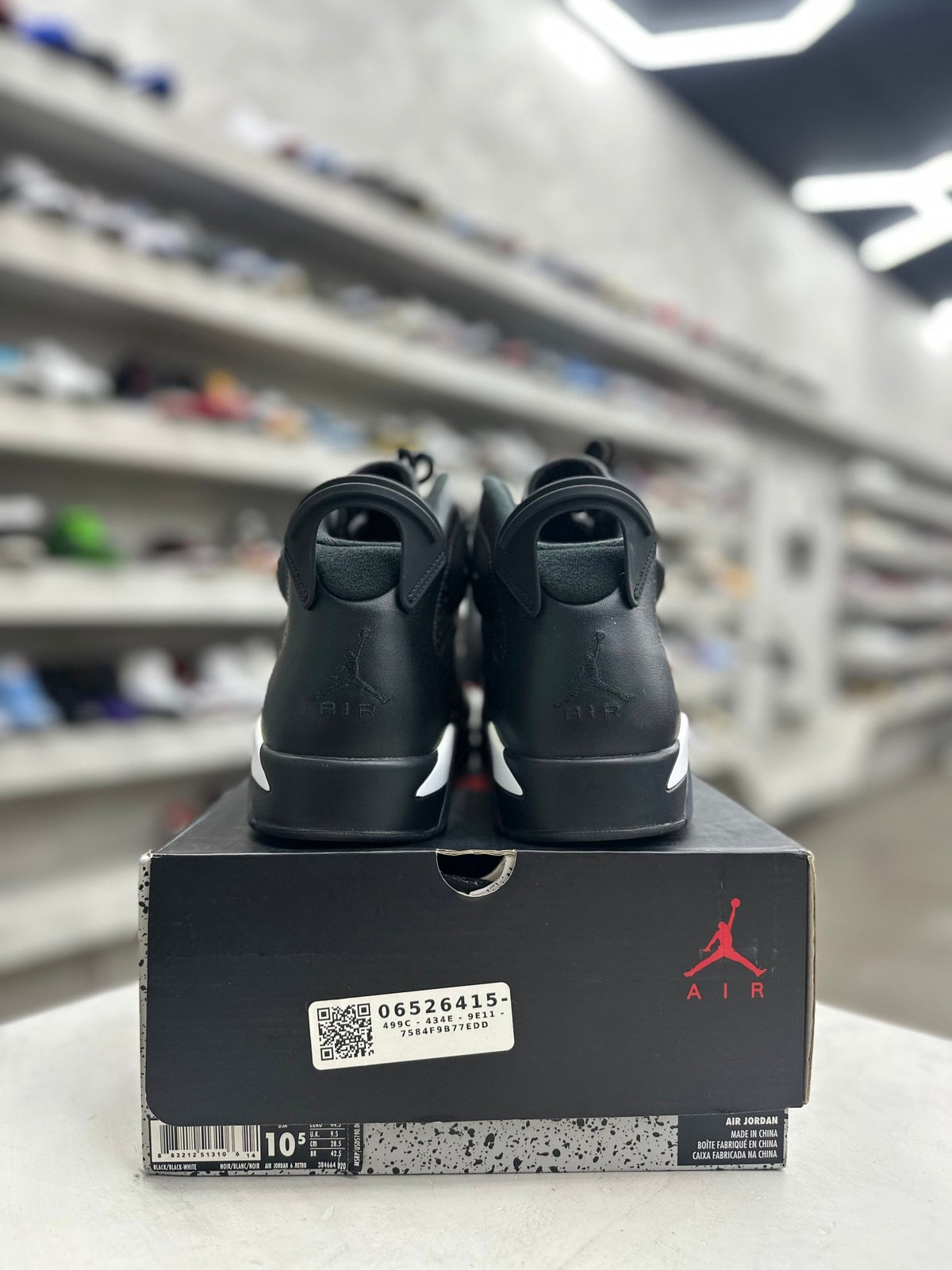 Jordan 6 Retro Black Cat Sz 10.5 (PREOWNED) - Restock AveJordan 6 Retro Black Cat Sz 10.5 (PREOWNED)Restock AveRestock Ave10.593860211Restock Ave