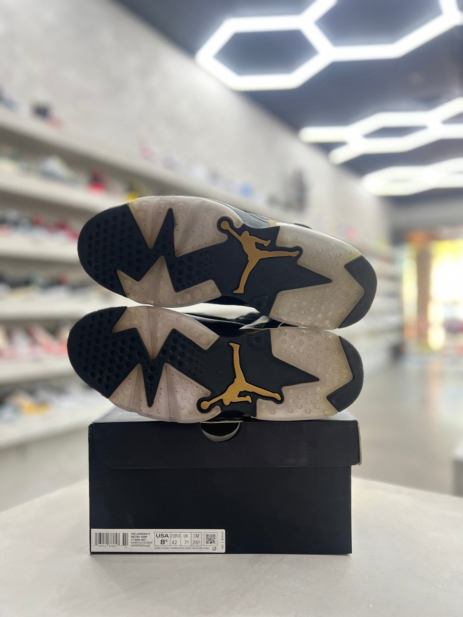 Jordan 6 Retro DMP Sz 8.5 (PREOWNED) - Restock AveJordan 6 Retro DMP Sz 8.5 (PREOWNED)Restock AveRestock Ave8.510238579Restock Ave