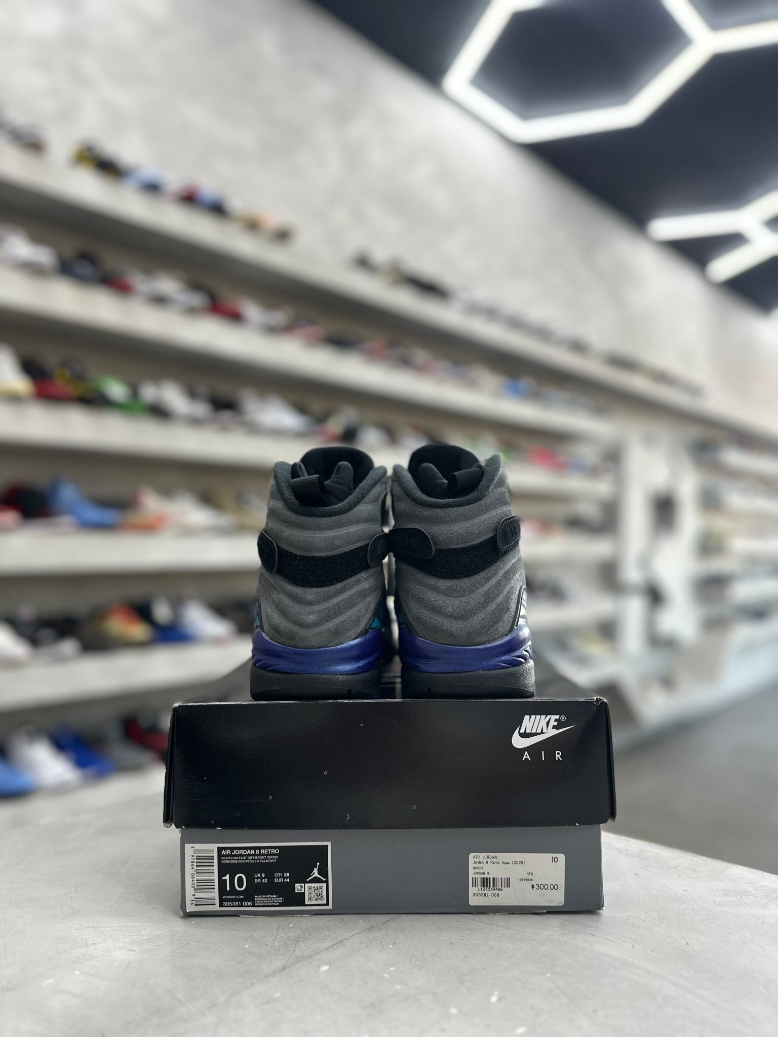 Jordan 8 Retro Aqua Sz 10 (PREOWNED) - Restock AveJordan 8 Retro Aqua Sz 10 (PREOWNED)Restock AveRestock Ave1033916275Restock Ave