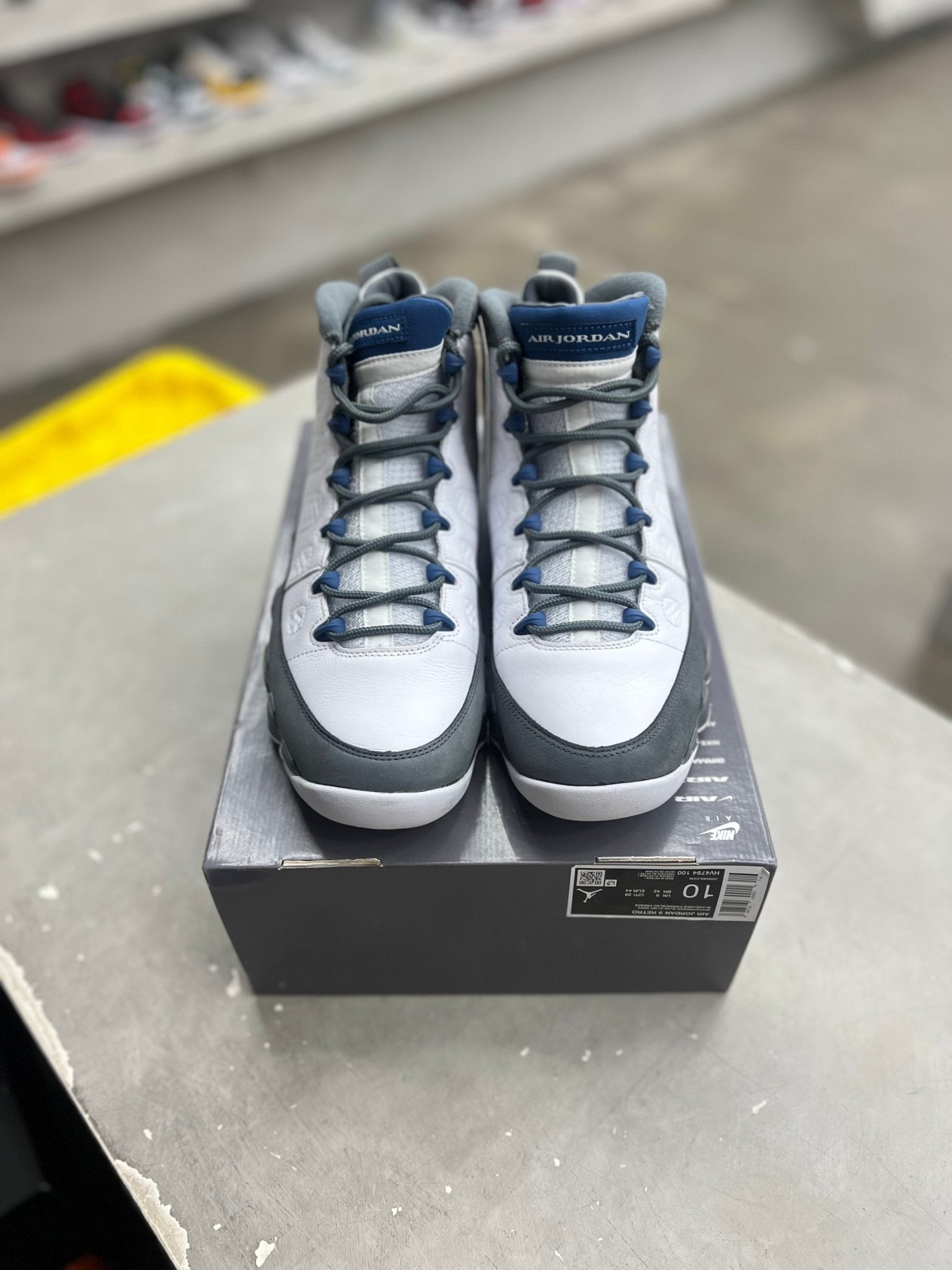 Jordan 9 Retro Flint Grey French Blue Sz 10 (PREOWNED) - Restock AveJordan 9 Retro Flint Grey French Blue Sz 10 (PREOWNED)Restock AveRestock Ave10Restock Ave
