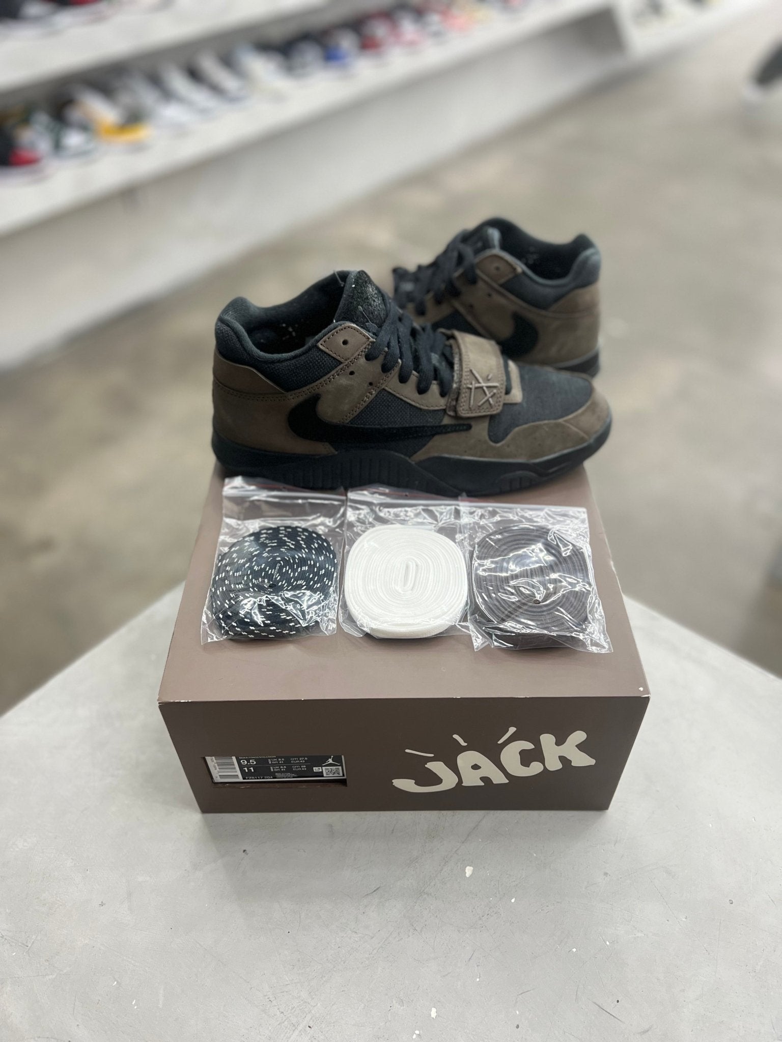 Jordan Jumpman Jack TR Travis Scott Dark Mocha Sz 9.5 (PREOWNED) - Restock AveJordan Jumpman Jack TR Travis Scott Dark Mocha Sz 9.5 (PREOWNED)Restock AveRestock Ave9.549544563Restock Ave