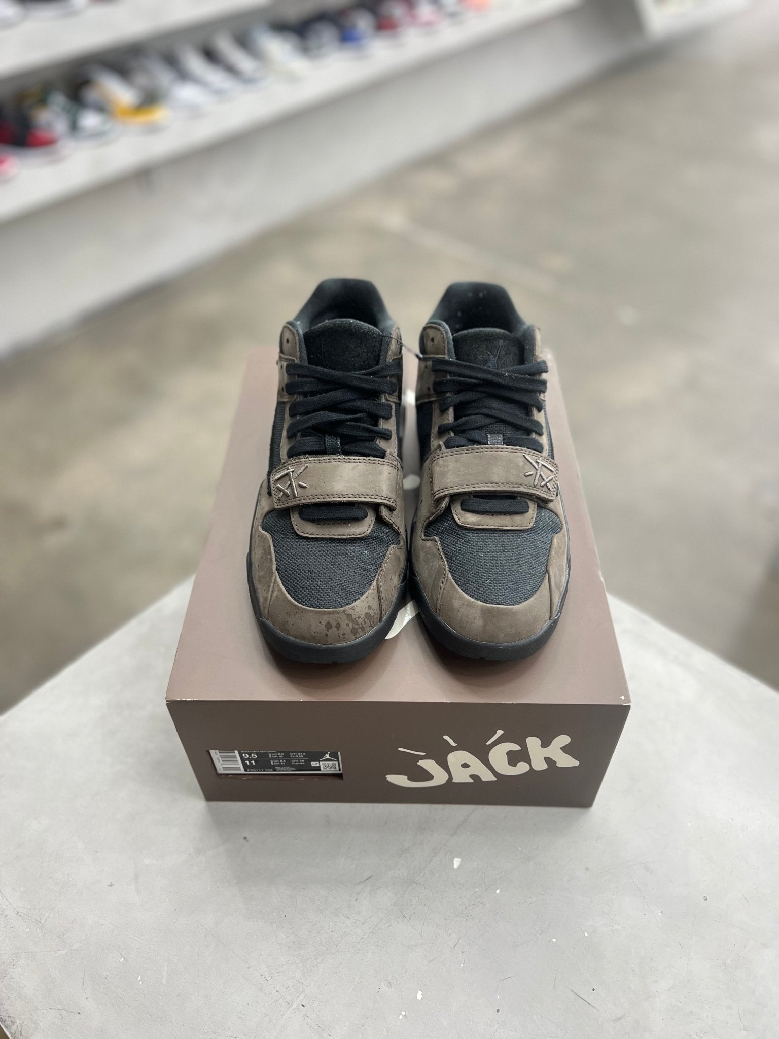 Jordan Jumpman Jack TR Travis Scott Dark Mocha Sz 9.5 (PREOWNED) - Restock AveJordan Jumpman Jack TR Travis Scott Dark Mocha Sz 9.5 (PREOWNED)Restock AveRestock Ave9.549544563Restock Ave
