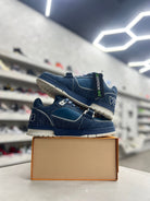 Louis Vuitton Trainer Low 'Velcro Strap - Light Blue Monogram Denim Sz 10 (PREOWNED) - Restock AveLouis Vuitton Trainer Low 'Velcro Strap - Light Blue Monogram Denim Sz 10 (PREOWNED)Restock AveRestock Ave10Restock Ave