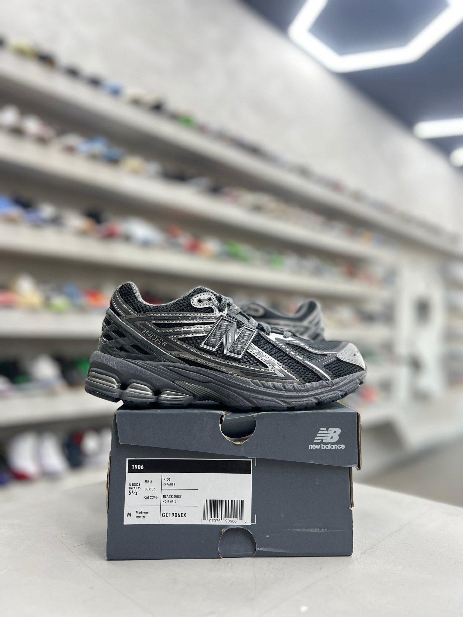 New Balance 1906R Phantom Black Sz 5.5 (PREOWNED) - Restock AveNew Balance 1906R Phantom Black Sz 5.5 (PREOWNED)Restock AveRestock Ave5.5y71282035Restock Ave