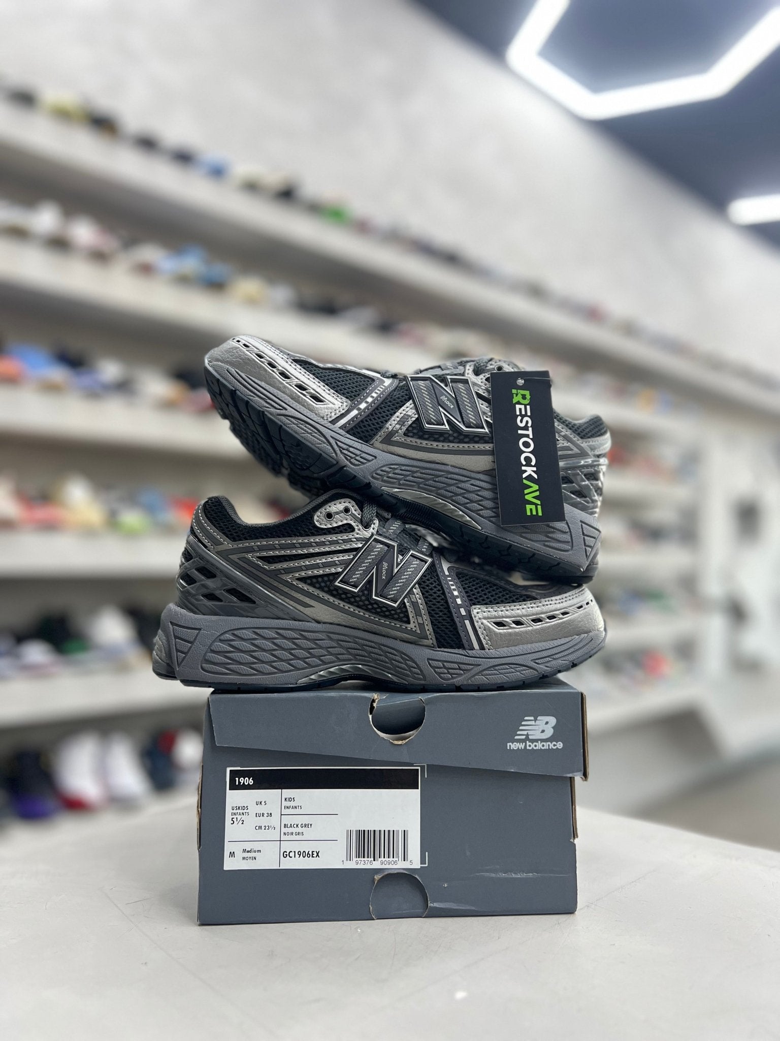 New Balance 1906R Phantom Black Sz 5.5 (PREOWNED) - Restock AveNew Balance 1906R Phantom Black Sz 5.5 (PREOWNED)Restock AveRestock Ave5.5y71282035Restock Ave