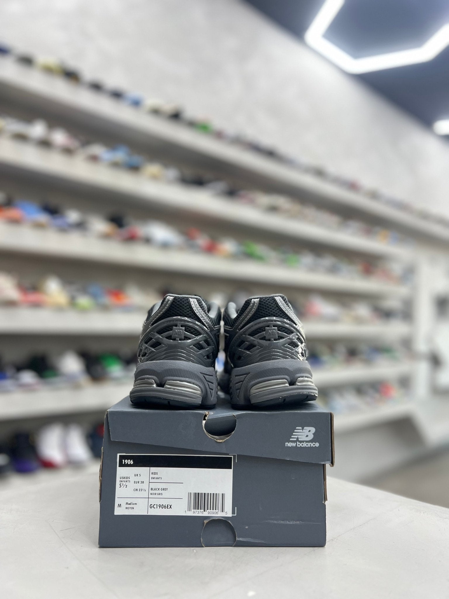 New Balance 1906R Phantom Black Sz 5.5 (PREOWNED) - Restock AveNew Balance 1906R Phantom Black Sz 5.5 (PREOWNED)Restock AveRestock Ave5.5y71282035Restock Ave