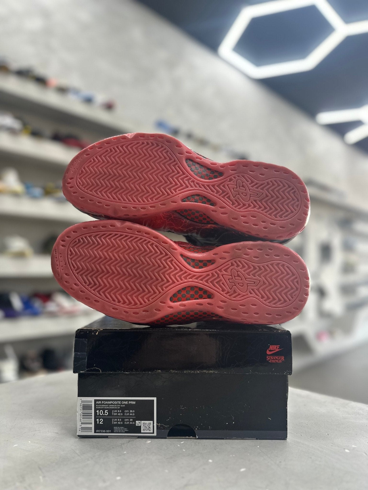 Nike Air Foamposite One Stranger Things Sz 10.5 (PREOWNED) - Restock AveNike Air Foamposite One Stranger Things Sz 10.5 (PREOWNED)Restock AveRestock Ave10.5Restock Ave