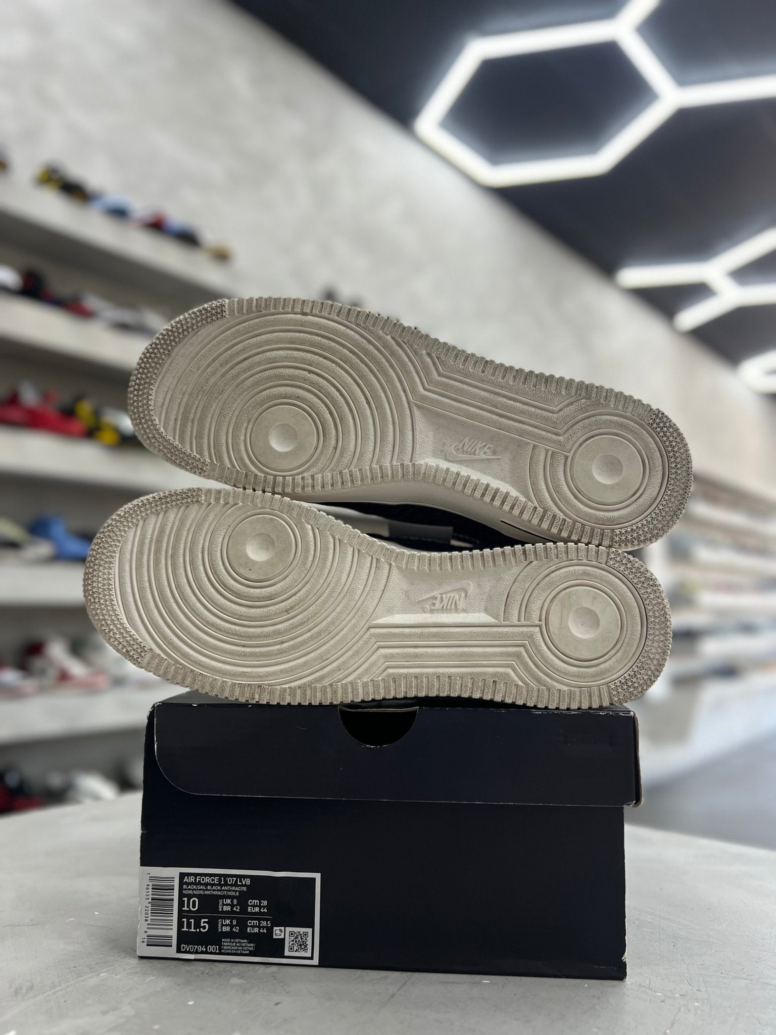 Nike Air Force 1 Low '07 LV8 Black Sail Sz 10 (PREOWNED) - Restock AveNike Air Force 1 Low '07 LV8 Black Sail Sz 10 (PREOWNED)Restock AveRestock Ave1084096627Restock Ave
