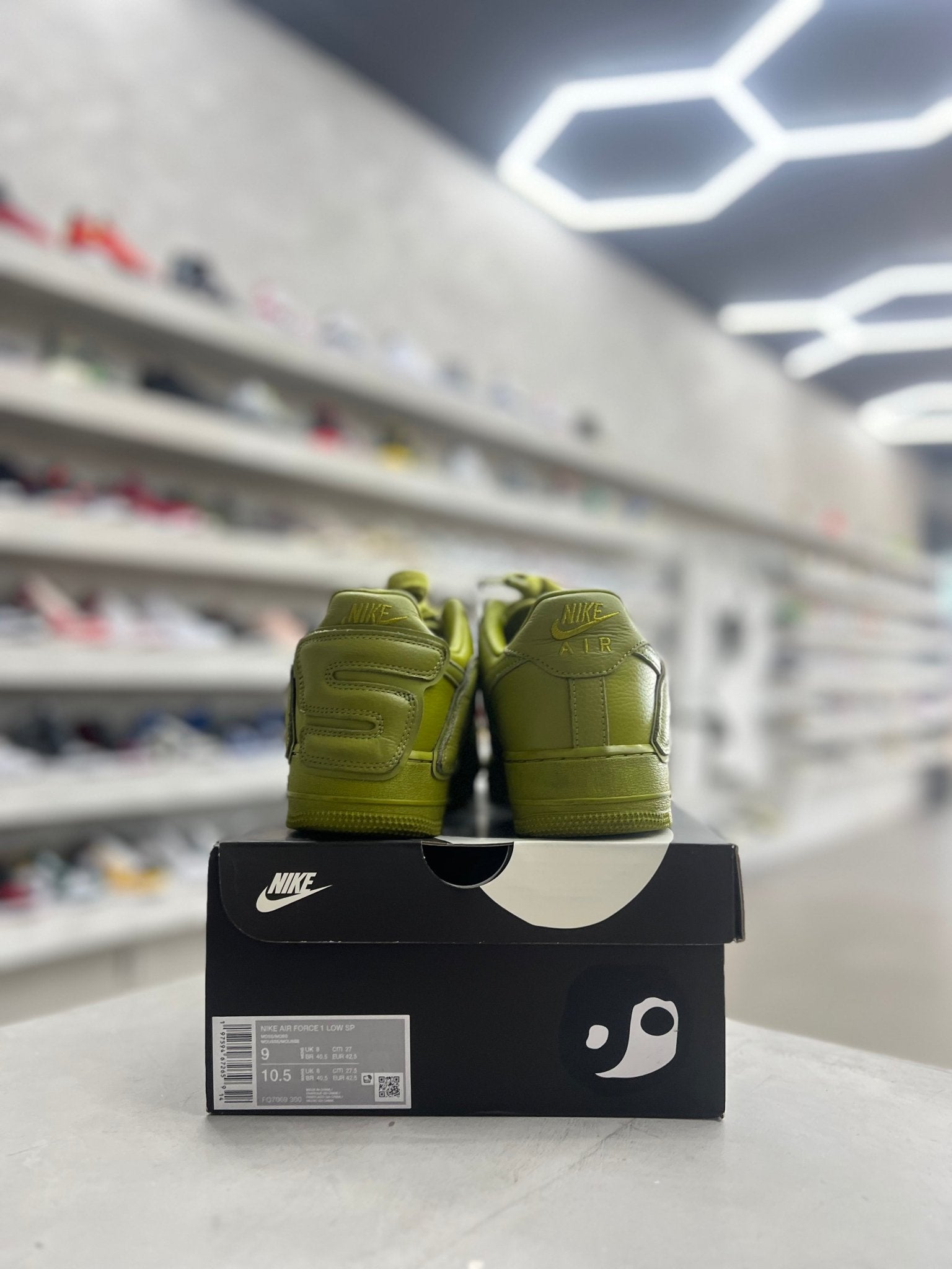 Nike Air Force 1 Low Cactus Plant Flea Market Moss Sz 9 (PREOWNED) - Restock AveNike Air Force 1 Low Cactus Plant Flea Market Moss Sz 9 (PREOWNED)Restock AveRestock Ave977364595Restock Ave