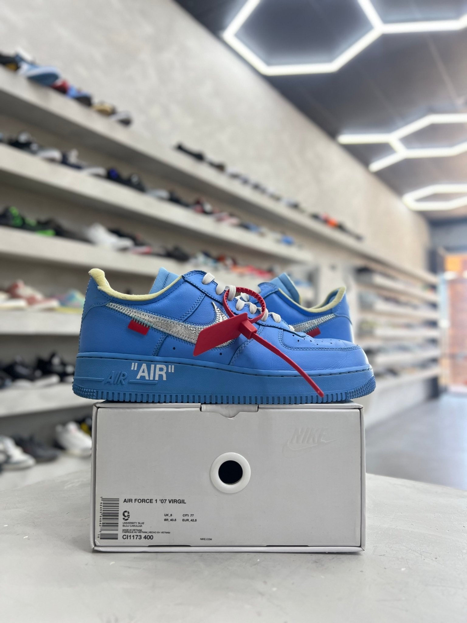 激レア Off-White Nike Air Force 1 Low MCA Nike Air Force 1 Low Off-White MCA University Blue Sz 9 (PREOWNED
