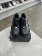 Nike Air Force 1 Low Supreme Black Sz 9.5 (PREOWNED) - Restock AveNike Air Force 1 Low Supreme Black Sz 9.5 (PREOWNED)Restock AveRestock Ave9.5Restock Ave