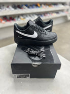 Nike Air Force 1 Low Supreme Black White Sz 9.5 (PREOWNED) - Restock AveNike Air Force 1 Low Supreme Black White Sz 9.5 (PREOWNED)Restock AveRestock Ave9.5Restock Ave