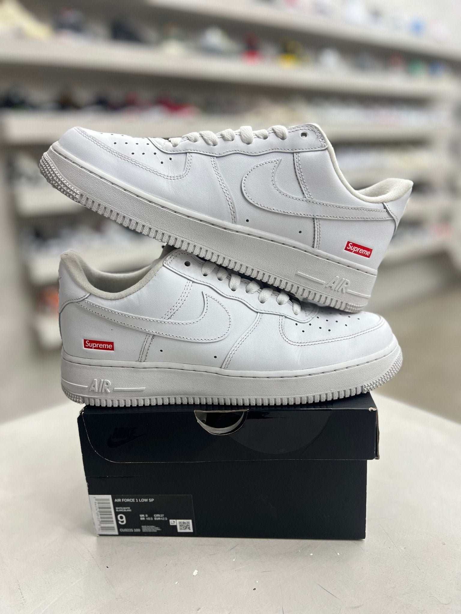 Nike Air Force 1 Low Supreme White Sz 9 (PREOWNED) - Restock AveNike Air Force 1 Low Supreme White Sz 9 (PREOWNED)Restock AveRestock Ave9Restock Ave