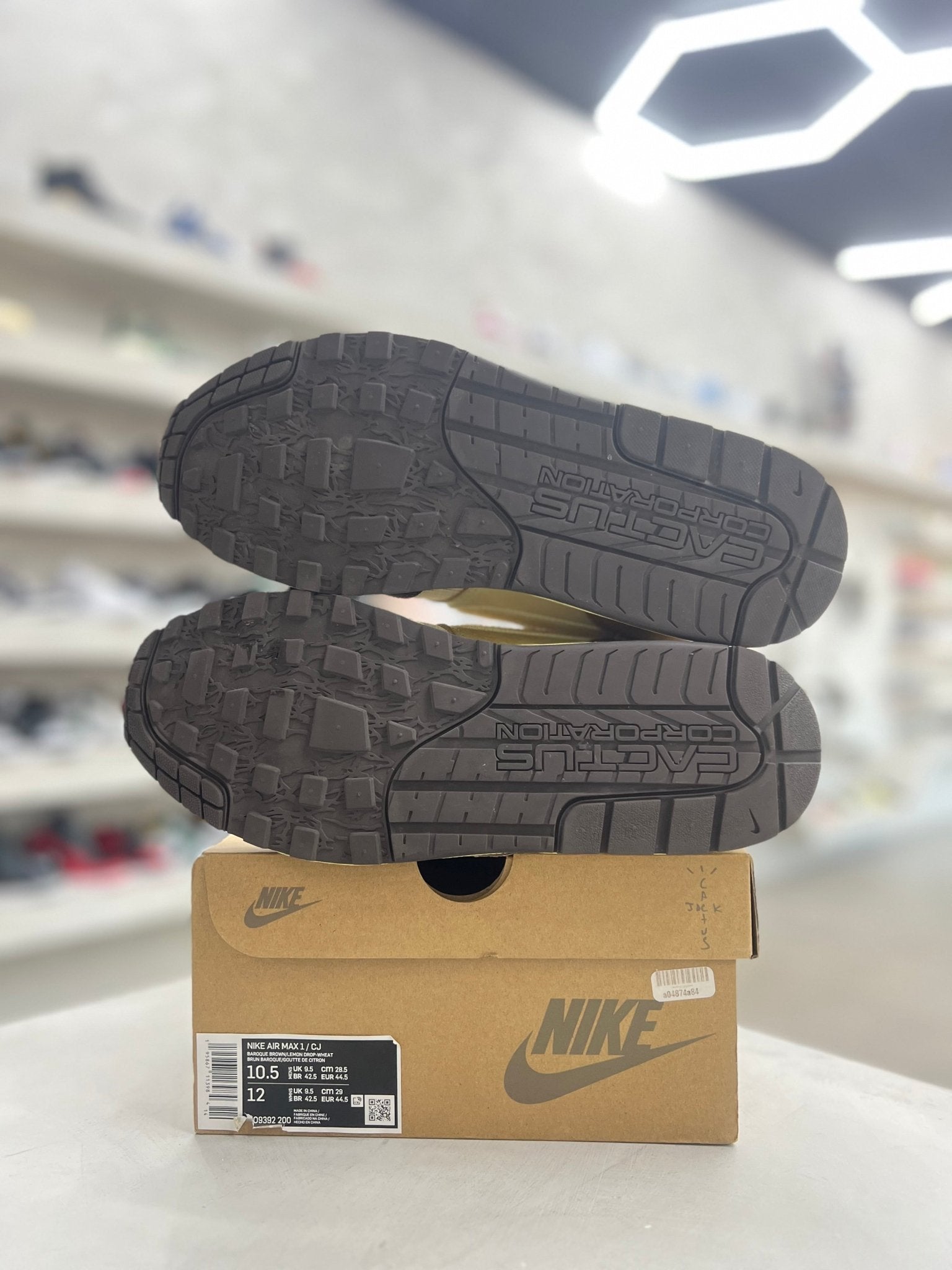 Nike Air Max 1 Travis Scott Cactus Jack Baroque Brown Sz 10.5 (PREOWNED) - Restock AveNike Air Max 1 Travis Scott Cactus Jack Baroque Brown Sz 10.5 (PREOWNED)Restock AveRestock Ave10.589978483Restock Ave