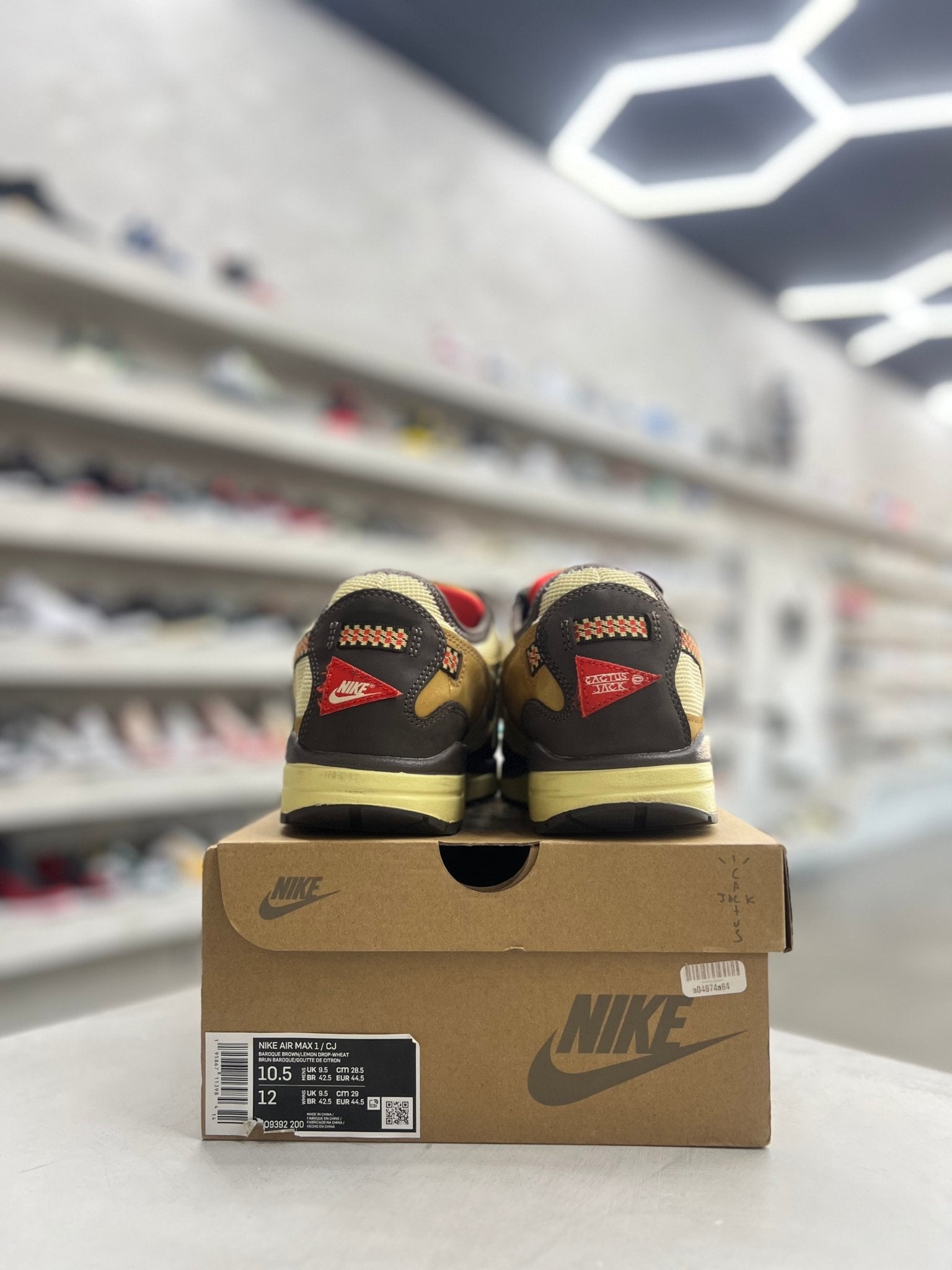 Nike Air Max 1 Travis Scott Cactus Jack Baroque Brown Sz 10.5 (PREOWNED) - Restock AveNike Air Max 1 Travis Scott Cactus Jack Baroque Brown Sz 10.5 (PREOWNED)Restock AveRestock Ave10.589978483Restock Ave