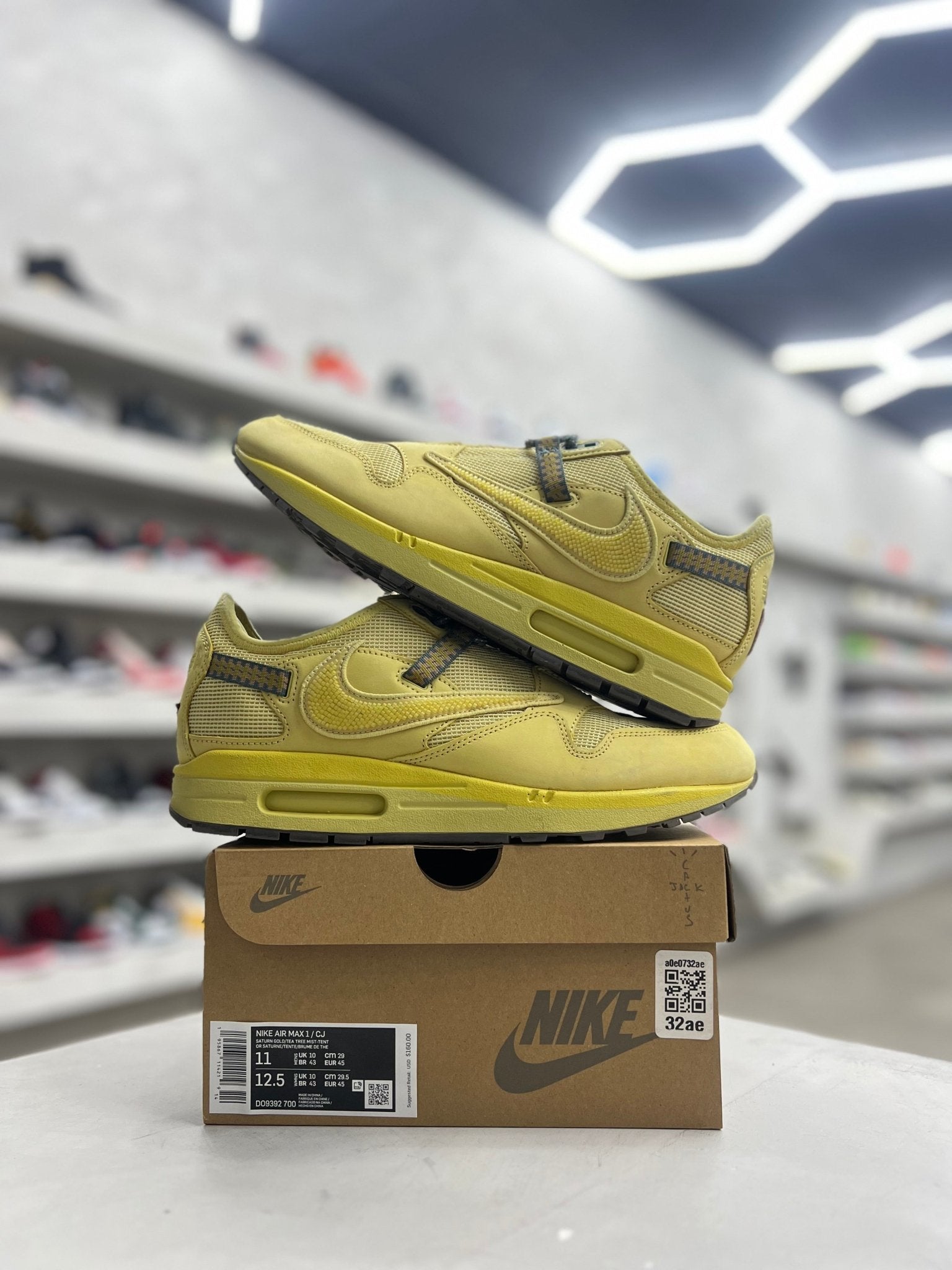Nike Air Max 1 Travis Scott Cactus Jack Saturn Gold Sz 11 (PREOWNED) - Restock AveNike Air Max 1 Travis Scott Cactus Jack Saturn Gold Sz 11 (PREOWNED)Restock AveRestock Ave11Restock Ave