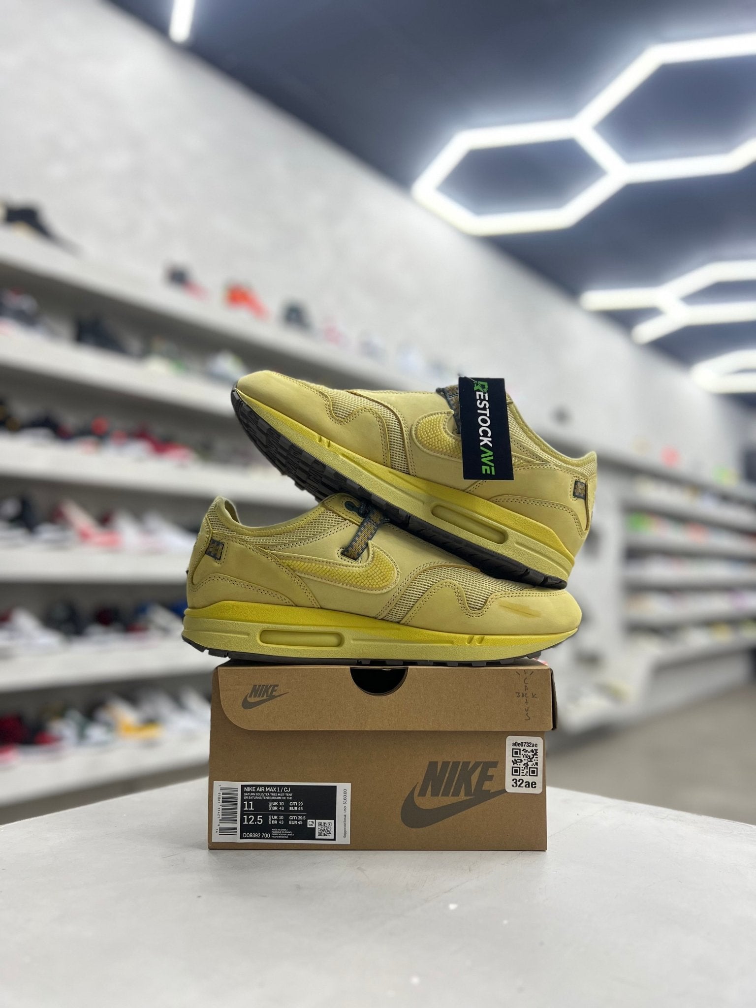 Nike Air Max 1 Travis Scott Cactus Jack Saturn Gold Sz 11 (PREOWNED) - Restock AveNike Air Max 1 Travis Scott Cactus Jack Saturn Gold Sz 11 (PREOWNED)Restock AveRestock Ave11Restock Ave