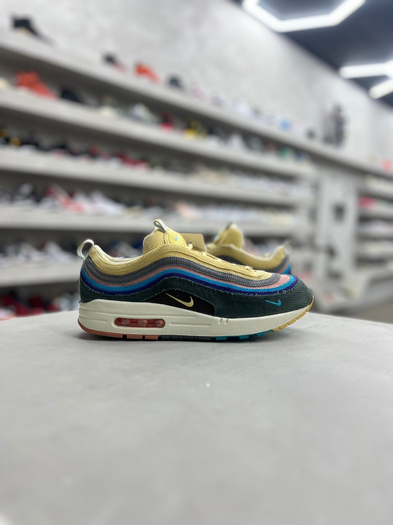 Nike Air Max 1/97 Sean Wotherspoon Sz 9 (PREOWNED) (NO BOX) - Restock AveNike Air Max 1/97 Sean Wotherspoon Sz 9 (PREOWNED) (NO BOX)Restock AveRestock Ave978770547Restock Ave