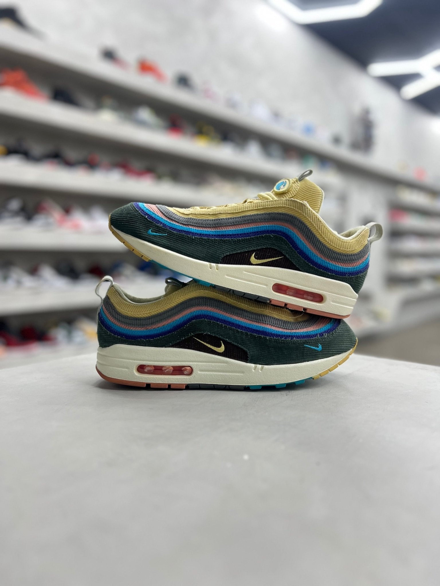 Nike Air Max 1/97 Sean Wotherspoon Sz 9 (PREOWNED) (NO BOX) - Restock AveNike Air Max 1/97 Sean Wotherspoon Sz 9 (PREOWNED) (NO BOX)Restock AveRestock Ave978770547Restock Ave