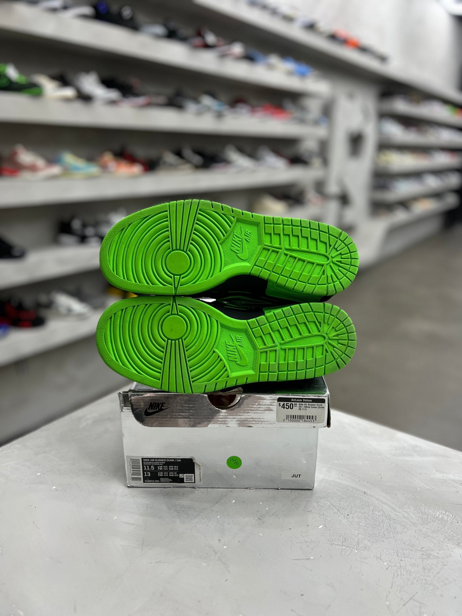 Nike Air Rubber Dunk Off - White Green Strike Sz 11.5 (PREOWNED) - Restock AveNike Air Rubber Dunk Off - White Green Strike Sz 11.5 (PREOWNED)Restock AveRestock Ave11.5Restock Ave