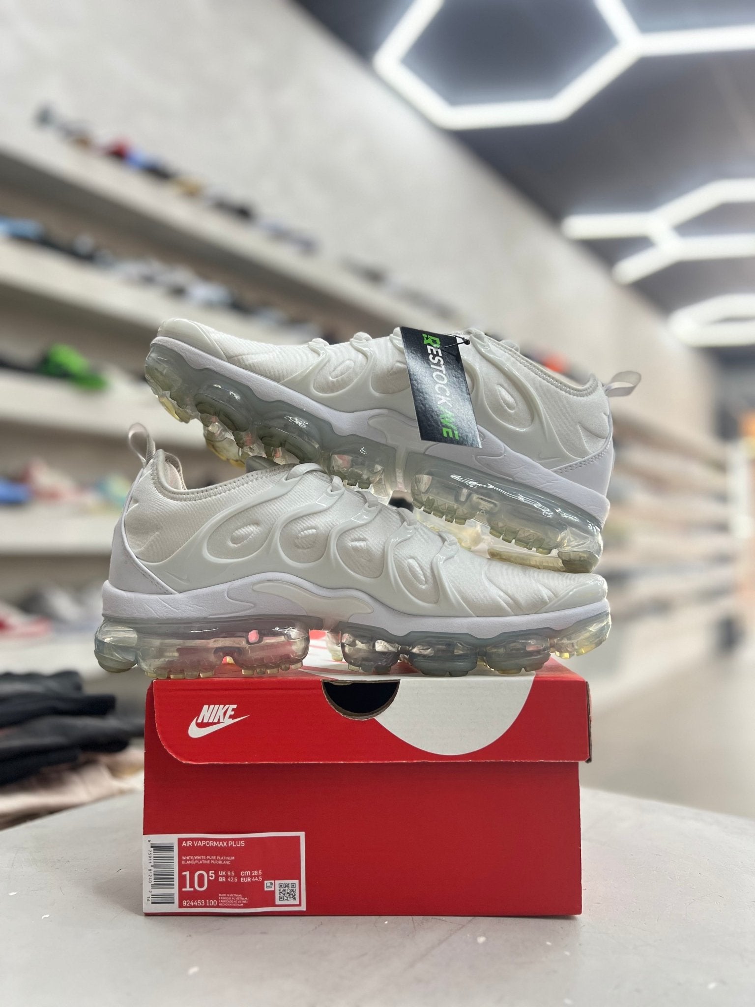 Nike Air VaporMax Plus White Sz 10.5 (PREOWNED) - Restock AveNike Air VaporMax Plus White Sz 10.5 (PREOWNED)Restock AveRestock Ave10.599428723Restock Ave