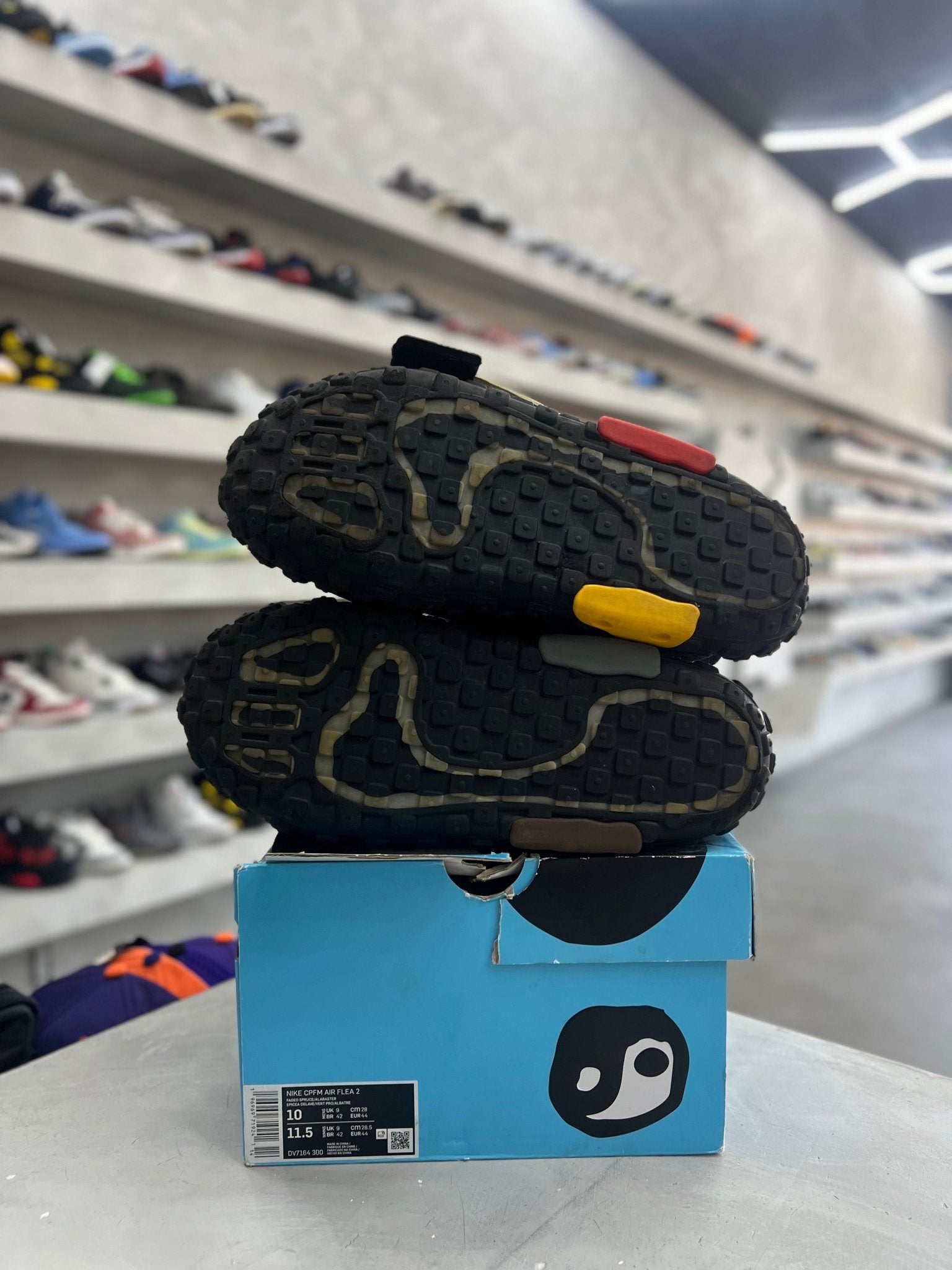 Nike CPFM Air Flea 2 Cactus Plant Flea Market Faded Spruce Sz 10 (PREOWNED) - Restock AveNike CPFM Air Flea 2 Cactus Plant Flea Market Faded Spruce Sz 10 (PREOWNED)Restock AveRestock Ave10Restock Ave